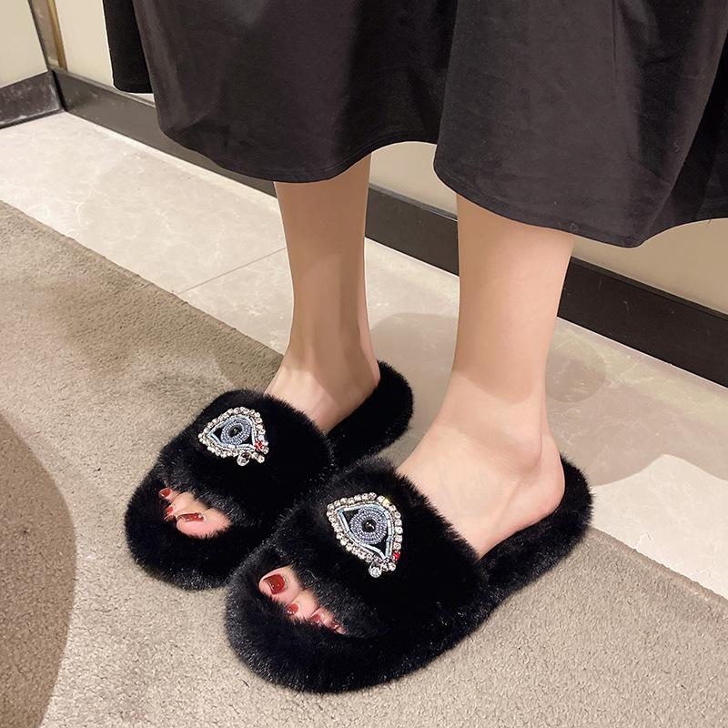 Fashion Women Winter Fashion Soft Warm New Comfort Flat Fur Slipper Outside Fluffy Slippers Indoor Soft Plush Shoe Women Luxury Slippers