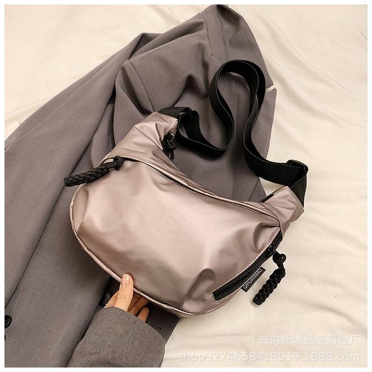 

New shoulder bag large capacity high-quality texture versatile dumpling bag niche design foreign style casual messenger bag шампанського