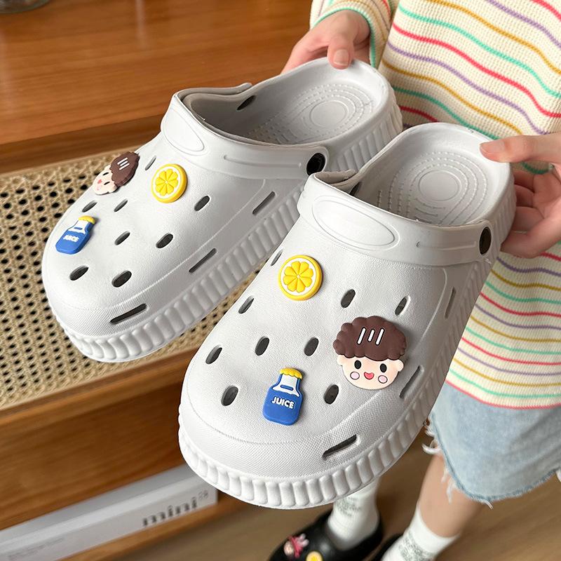 Summer New Couple Beach Sandals Breathable Hole Shoes Thick Sole Hollow Outer Slippers Women