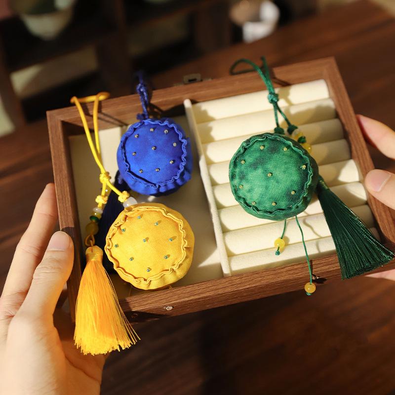 DIY Dragon Boat Festival Lotus Pod Sachet: Handmade Embroidered Mugwort Perfume Pouch Pendant
