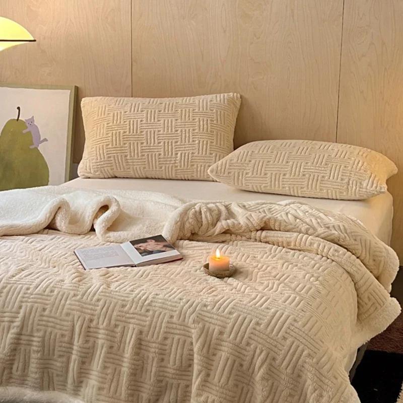 2026 Autumn Winter Blanket Thickened Tuff Lamb Velvet Blanket for Bed Soft Fluffy Warm Sofa Blankets Office Sofa Bedding Blanket