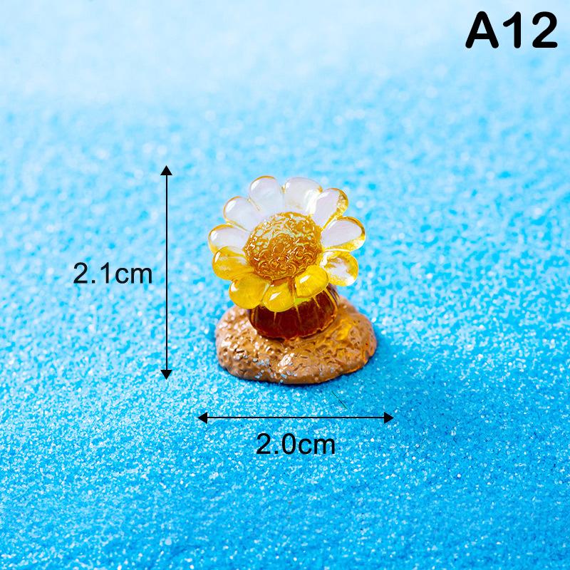 Luminous Fish Marine Animal Ornament Glow Pendant Micro Garden Craft Resin Landscape Fish Tank Desktop Decoration