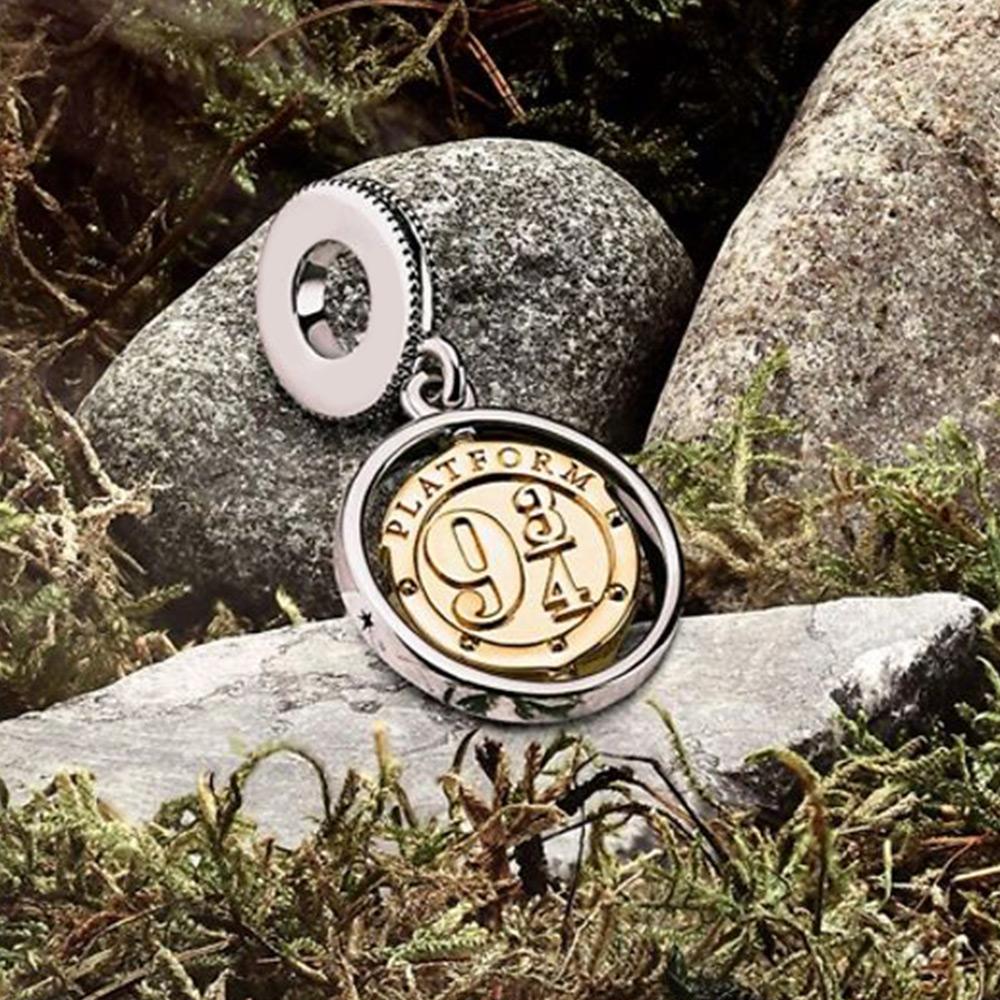 100% 925 Sterling Silver Přívěsek Millenium Falcon Falcon Přívěsek Fit Originální módní šperky Dámský náramek DIY dárek