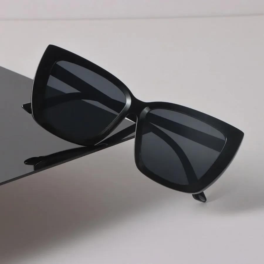 Vintage Rectangle Sunglasses Women Men Casual Fashion Glasses Luxurious Brand Designer Female