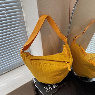 Borsa a tracolla, Borsa a spalla singola da donna, Borsa a forma di raviolo, Leggera da donna, Borsa alla moda e semplice da portare sotto il braccio