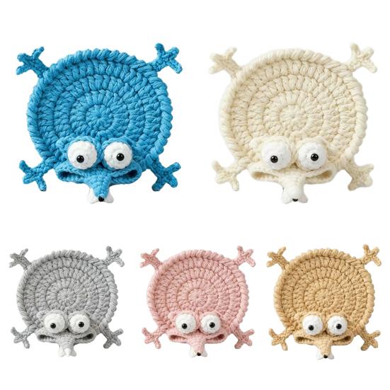 Hand-Crocheted Fun Squirrel Coasters Cute Knitted Cotton Drink Mats Heat-Resistant & Absorbent Insulated Coffee Cup Mats Charming Desk Decor Novelty
