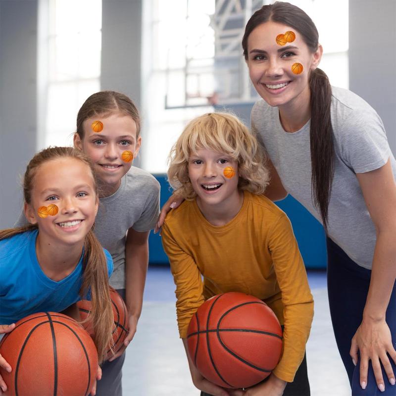 500 Pcs/Roll Footballs Soccers Basketball Sport Stickers 2.5Cm/1.0'' 16 Designs Decals Diy Adorn Gifts For Various Packaging