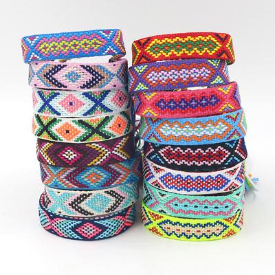 2024 ručně vyrobený tkaný náramek, náramek pro štěstí Minimalistický tkaný náramek s nastavitelným otevíráním, barevný dárkový náramek