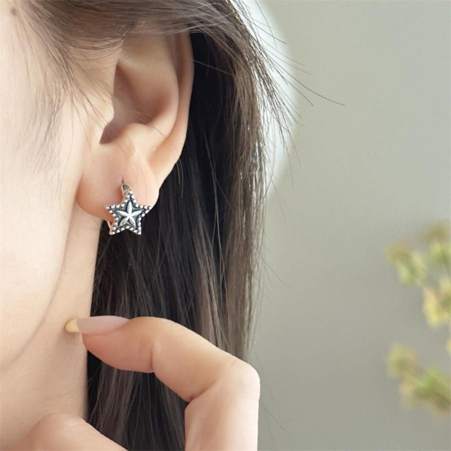 Korean heavy industry makes old five-pointed star earrings women's retro earrings tide