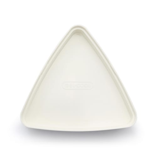 GEL-COOL Triangle Rice Ball Case with Integrated Ice Pack, Holds 1 Rice Ball, Milk White, 10.3cm W x 9.5cm D x 6.6cm H, Mini Bento Box, One-Touch Open