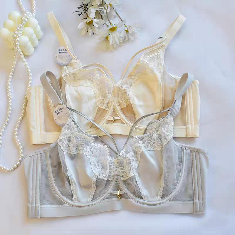 Large Bust-slimming French Bra for Women with Soft Underwire Ultra-thin Lace and Crystal Cups