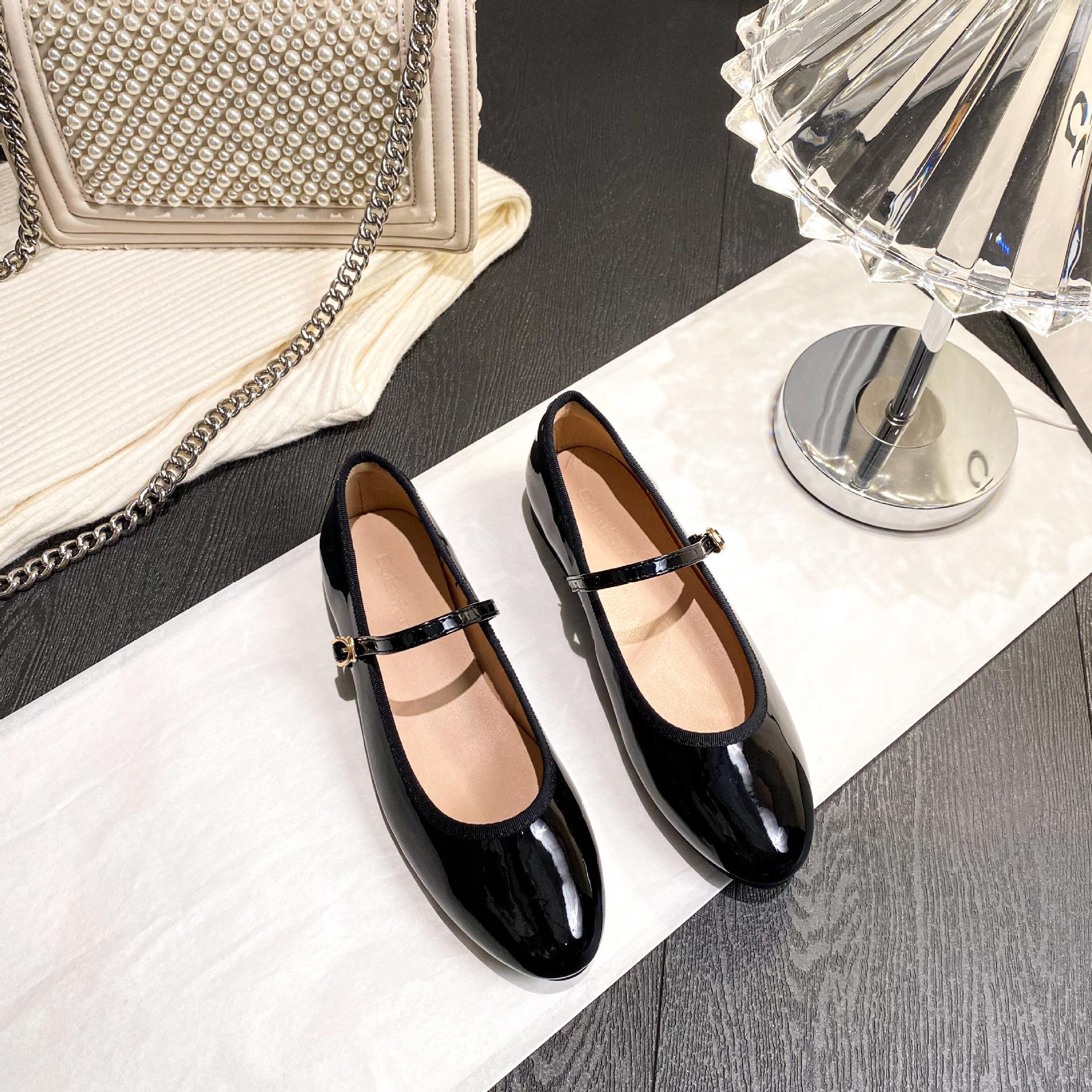 Блестящие кожаные балетки, женские балетки в стиле Лолита с ремешком на плоской подошве, женские неглубокие лоферы Мэри Джейн, балетки с круглым носком, мокасины для невесты 41 чёрный