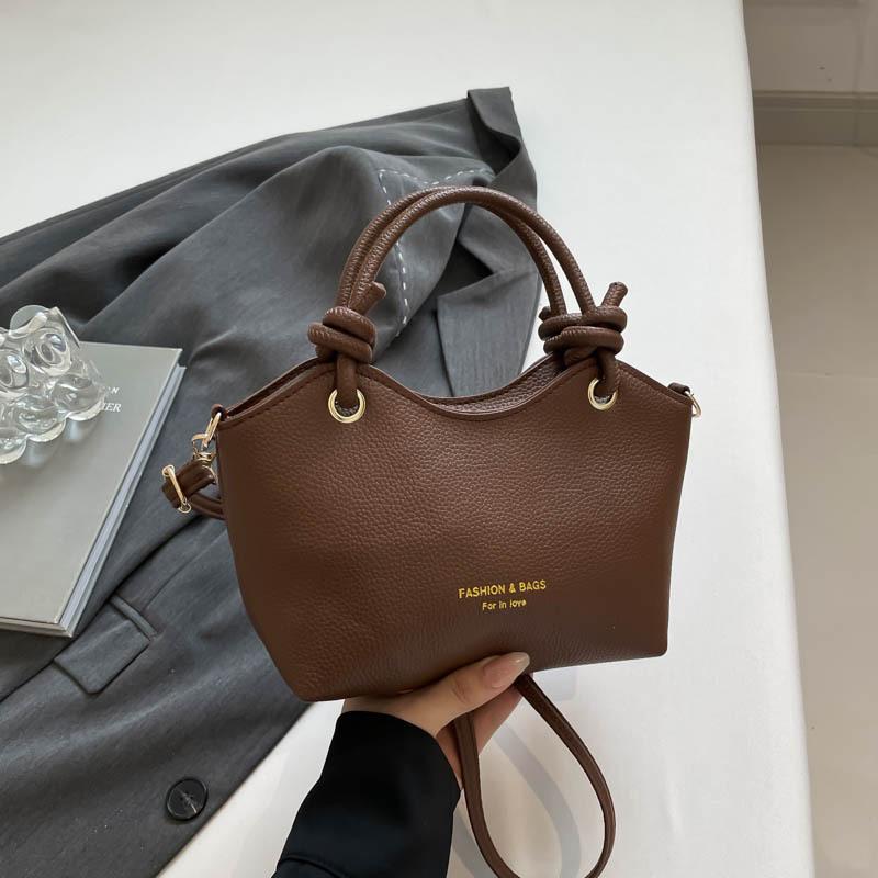 

2025 новая популярная сумка-ведро женская сумка-мессенджер легкая роскошная нишевая высококлассная сумка-тоут для通勤 для женщин коричневый