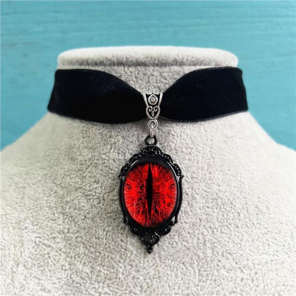 Gothic Vampire Pendant Necklace With Red Eyes And Velvet Chain For Women