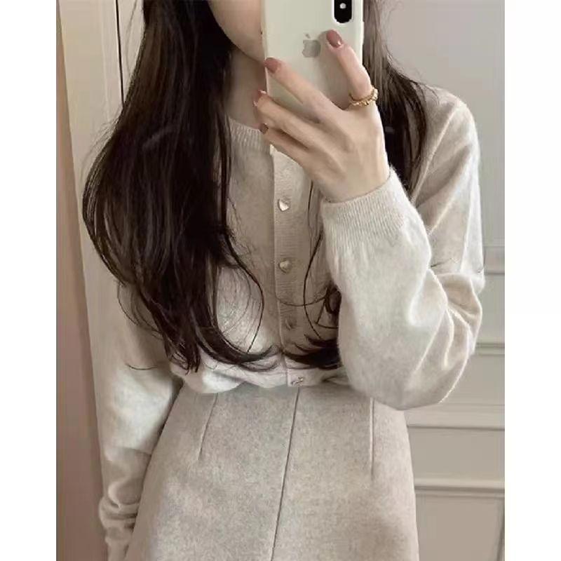 

Knitted cardigan women s spring and autumn thin gentle and versatile temperament fashionable long-sleeved short knitted sweater jacket top XL