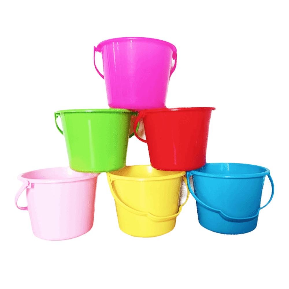 

6 Pcs Large Capacity Water-Splashing Festival Buckets with Handle Water Buckets Outdoor Summer 6Pcs