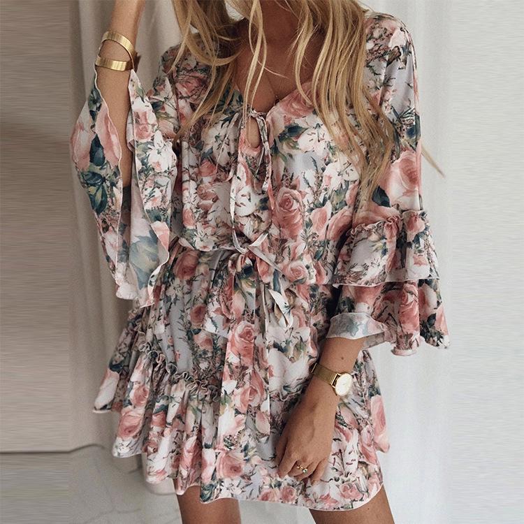 2022 Vår/Sommer Chiffon Trykk Kort Kjole - Dame Slim Fit, Middels Høyde i Livet, Pendlerstil