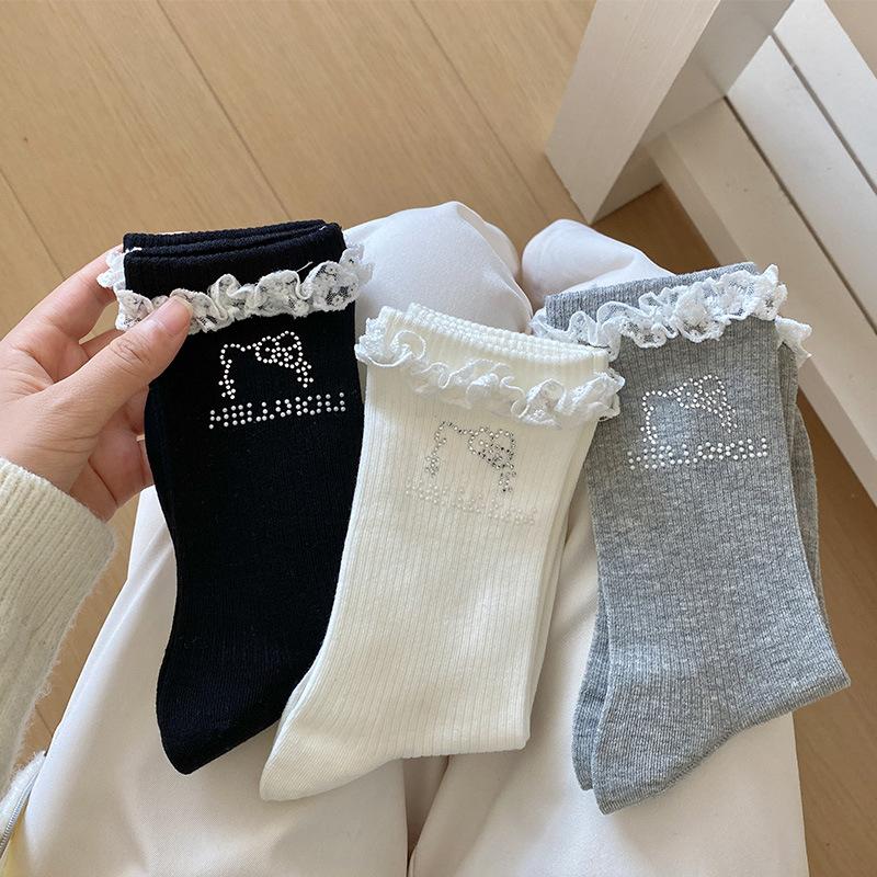 Female Spring and Autumn Cartoon Cute Hot Drill Kitten Sweet Lace Lace Boneless Tube Stack Socks