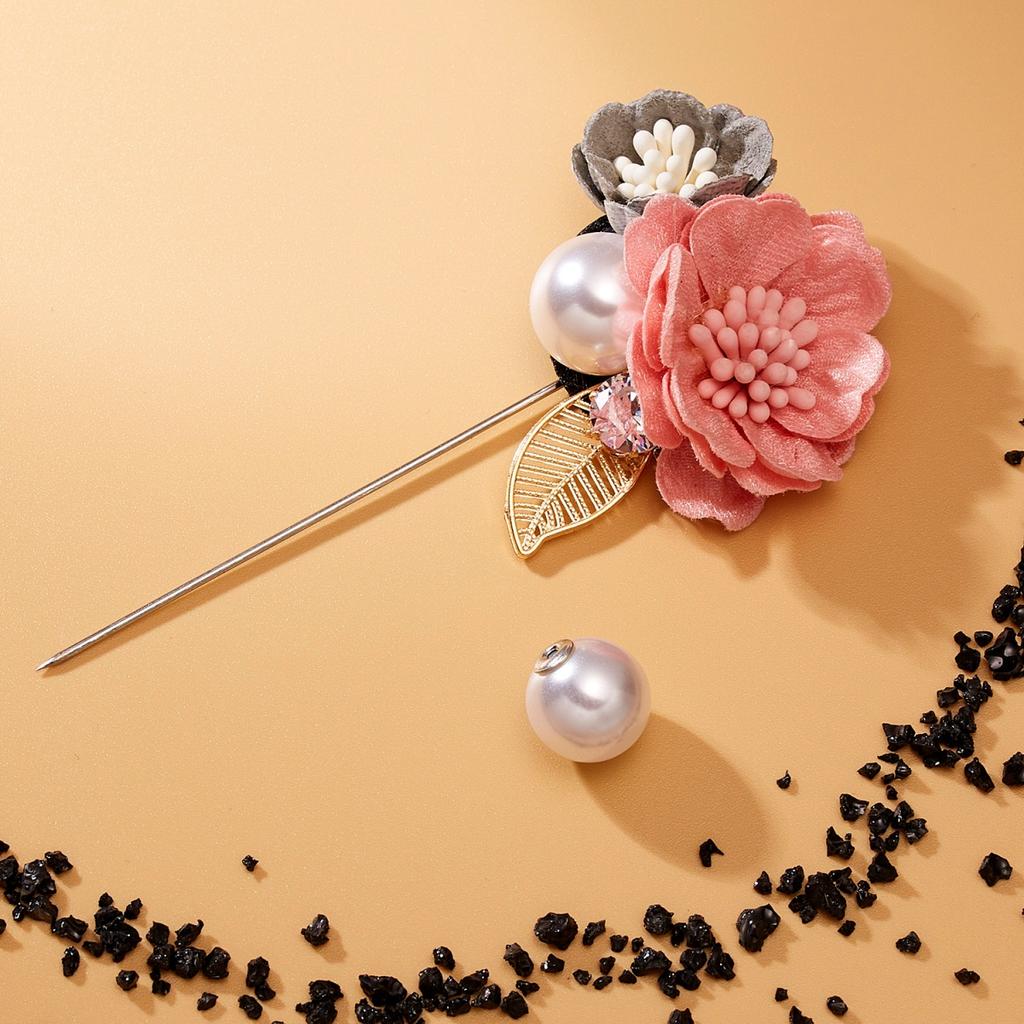 Cloth Art Fabric Double Blooming Flower Brooch For Women Men Dainty Imitation Pearl Leaf Floral Long Needle Pins Wedding Jewelry