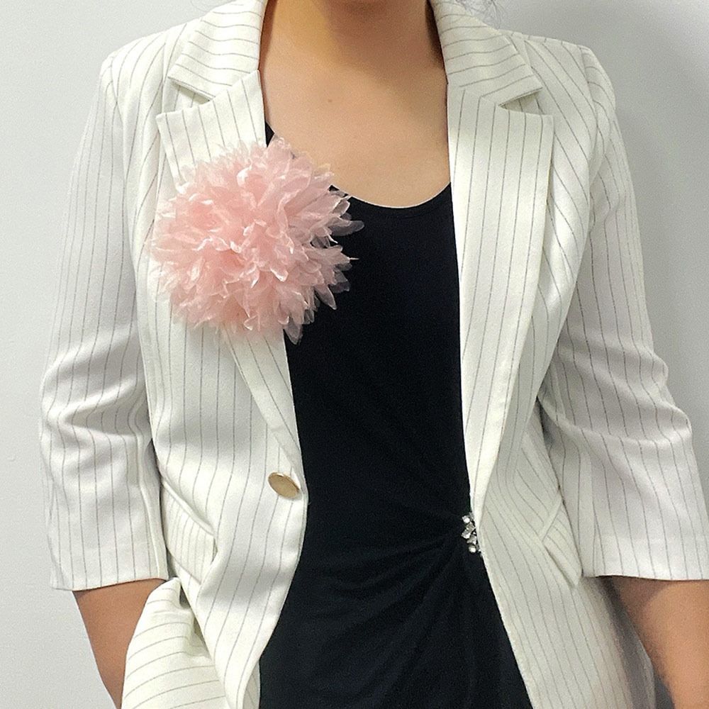 Spilla Fiore di Pizzo Fatta a Mano Decorazione Collo Abito Abbigliamento Fiore sul Petto Banchetto Nuziale
