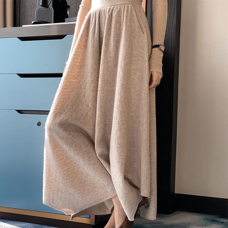 

Женские кюлоты широкого кроя из 100% шерстяного трикотажа - Повседневные на осень/зиму, свободного кроя L (Height above 165cm)