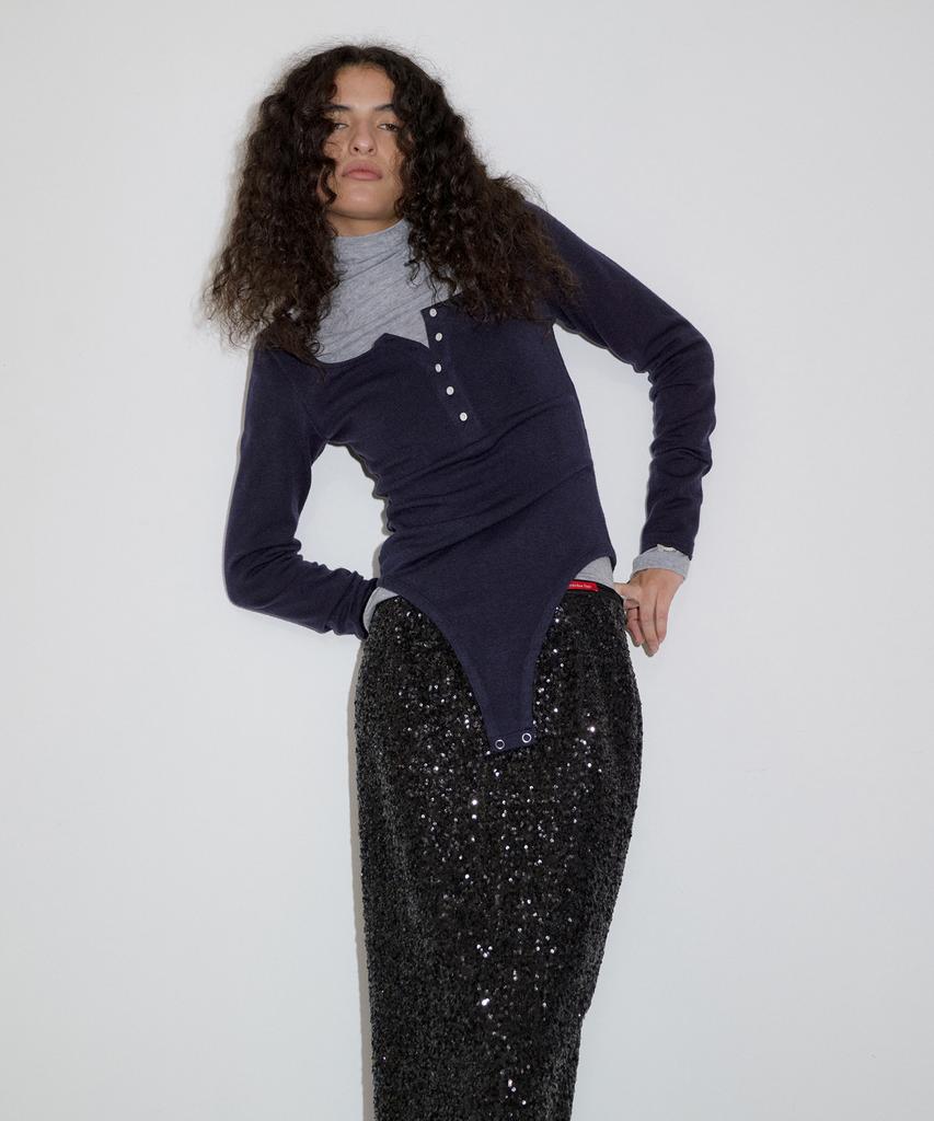 Obeodyupeulleeo Spangle Midi Skirt_Black
