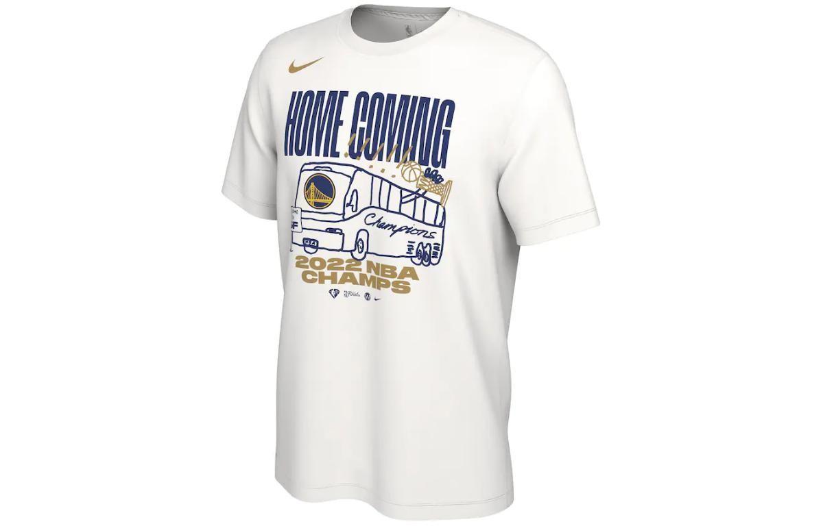 

Nike Sportswear Men s T-Shirt BV1997-100 M