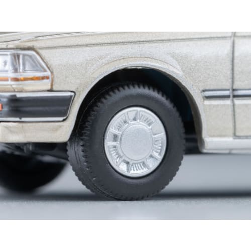 TOMYTEC Tomica Limited Vintage Neo 1/64 Scale LV-N244b Nissan Gloria Wagon V20E GL Yellowish Silver 1991 Model (Finished Model) 336181