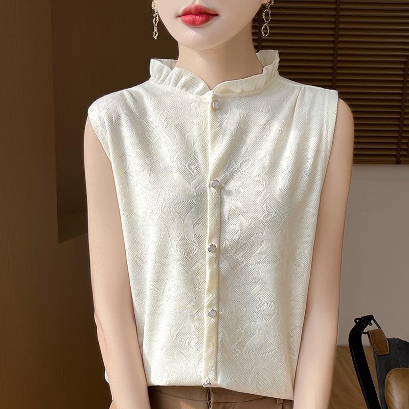 Women's Spring and Autumn New Retro Style Half-high Round Neck Wooden Ear Edge Jacquard Hollow Loose Sleeveless Vests