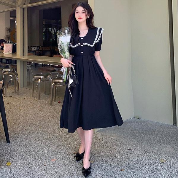 

Женское летнее французское ретро платье А-силуэта с короткими рукавами и кружевом, отложным воротником и приталенное в стиле Хепберн. 3XL Premium чёрный