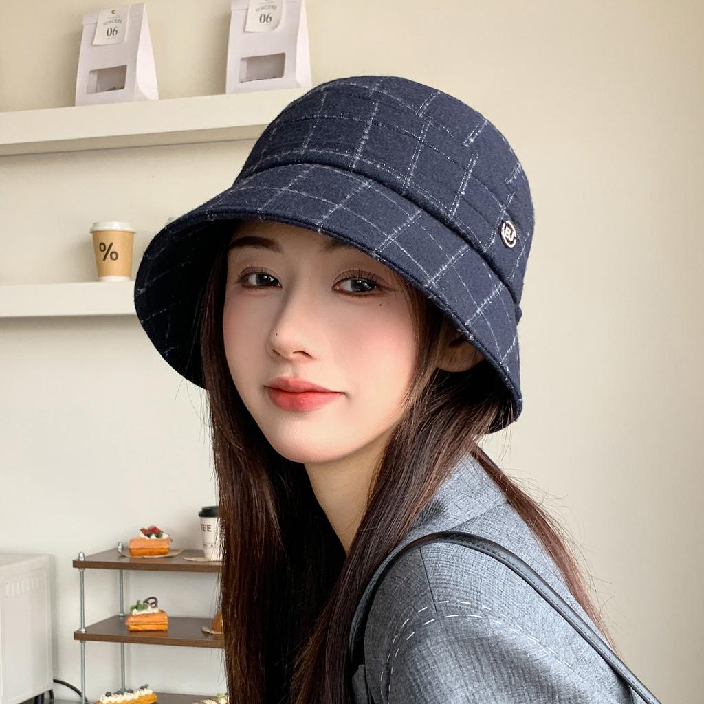 New Retro Rear Split Bucket Hat Women's Autumn and Winter Thick Fashion Versatile Commuter Visor Showing Washbasin Hat