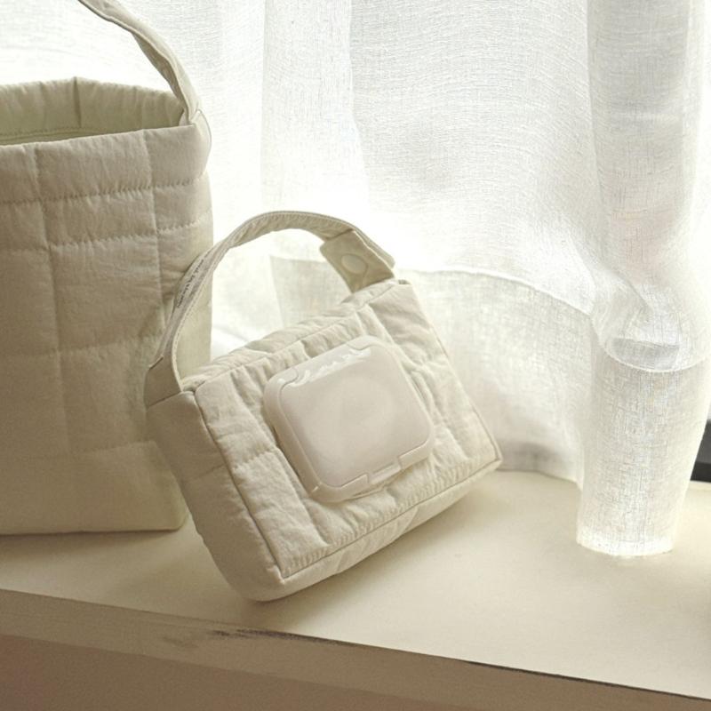 Stylish Stroller Wet Wipes Pouch Travel Essential for Parents Reusable Cotton Storage Bag Care Accessory