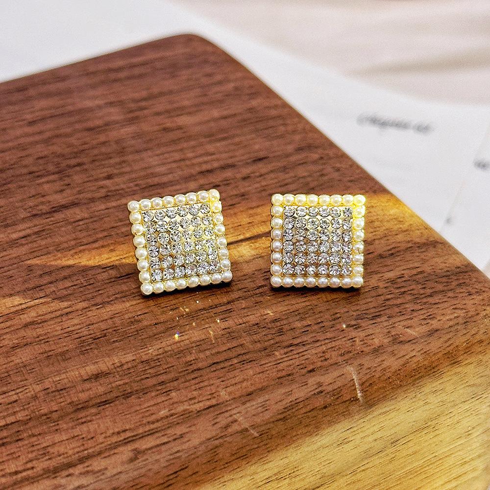 925 Silver Needle Temperament High-end Full Diamond Pearl Earrings Women's ins Wind Geometric Earrings Korean Light Luxury Earrings