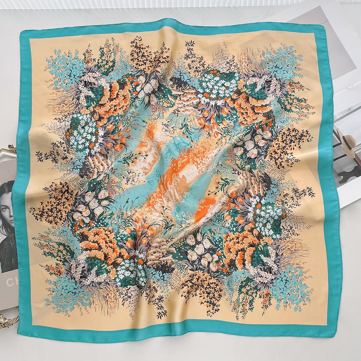 

Легкая текстура Литературный Растение Цветок Маленький квадратный шарф Французская камелия Повседневный Иностранный стиль Шелковый шарф 66cm