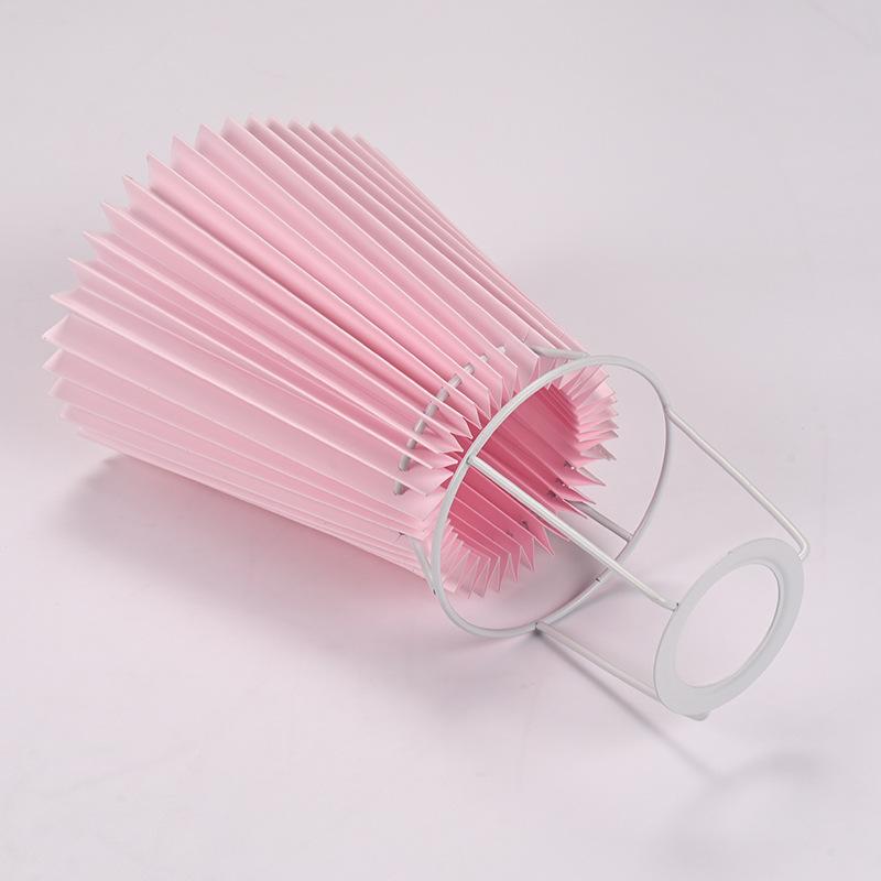 Kvalitní plisované látkové stínidlo s kovovým rámem různé barvy pro stolní lampu, stojací lampu