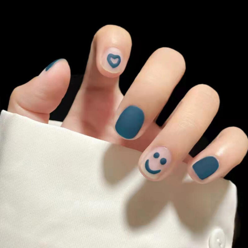 

Cute Smile Heart Nail Tips [24tips] R285