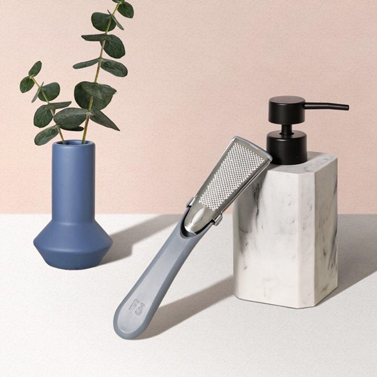 Stainless Steel Exfoliator 2P