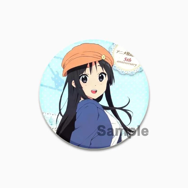 32/44/58mm Kotobuki Tsumugi Hirasawa Yui Akiyama Mio Tainaka Ritsu Cartoon Abzeichen Comic Brosche Pins für Kleidung Rucksack Schmuck Zubehör