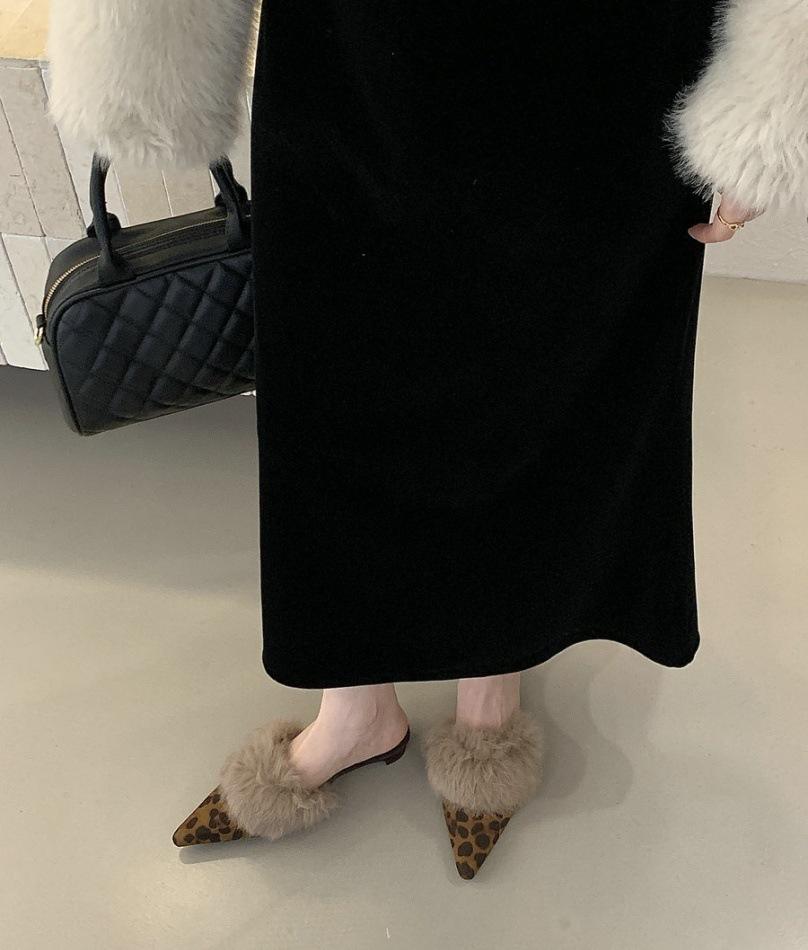 2025 Autumn and Winter New Pointed Head Thin Heel European and American Fashion Bag Head High Heel Fluffy Slippers High Sense Plush Shoes Women