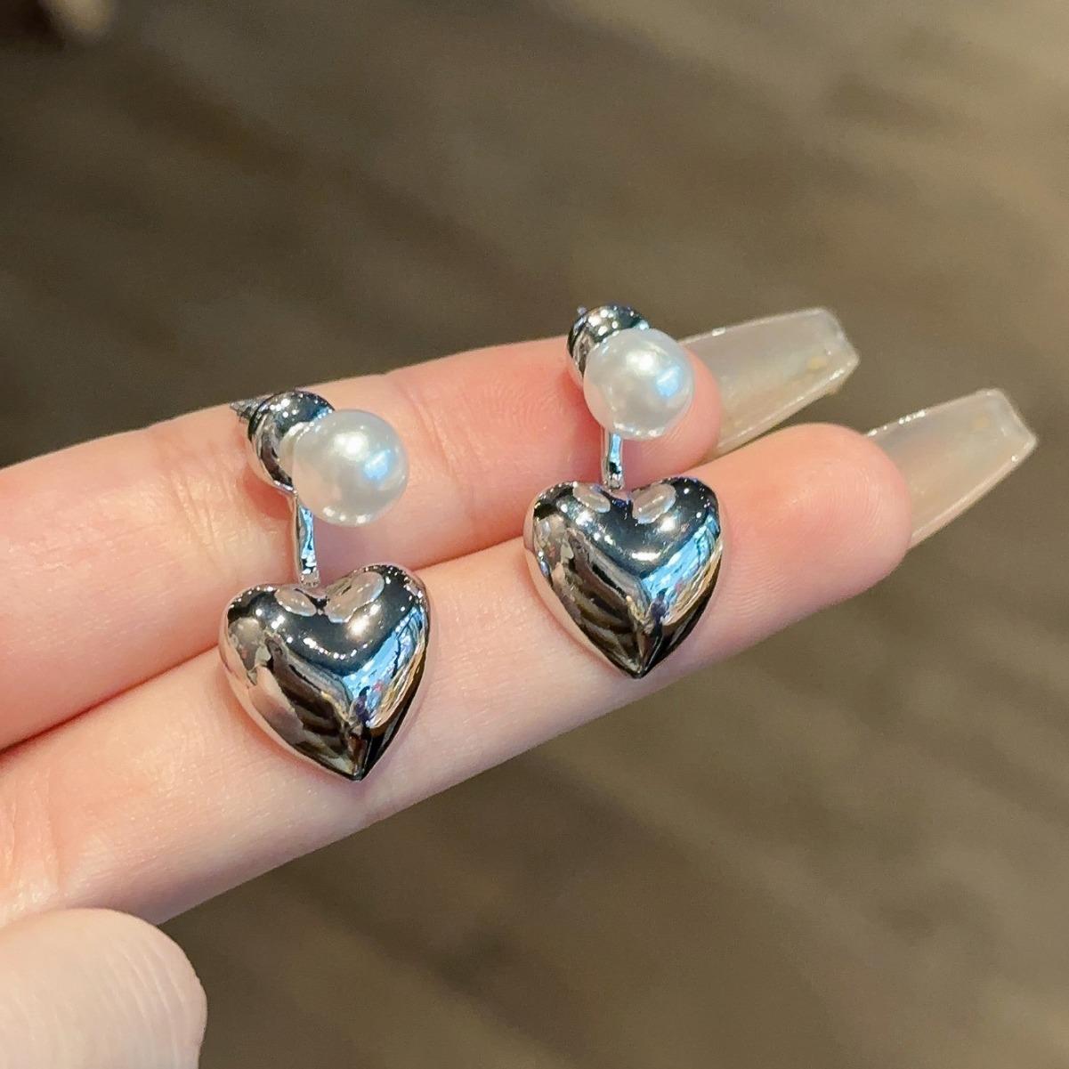 

Two in One Pearl Stud Earrings for Women Copper Color Metal Heart 2 In 1 Sweet Exqusite Fashion Trendy New Ear Decoration