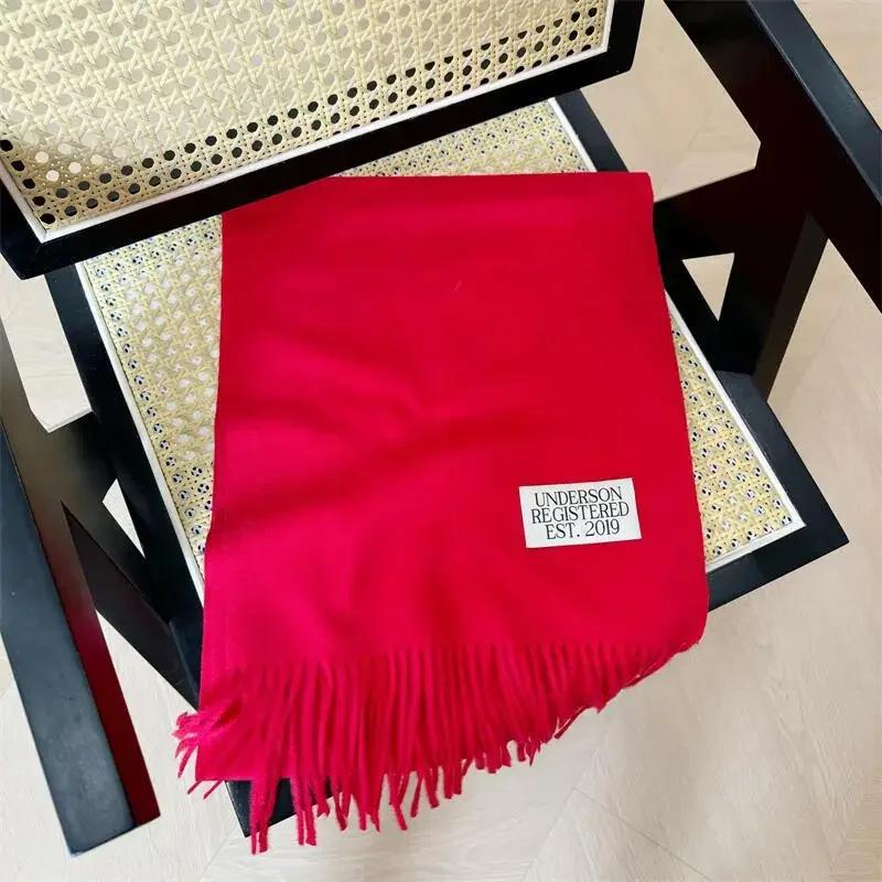 Lilla er veldig bra for å matche det nye ensfargede imiterte kashmirskjerfet høst og vinter fra Dongdaemun, Sør-Korea