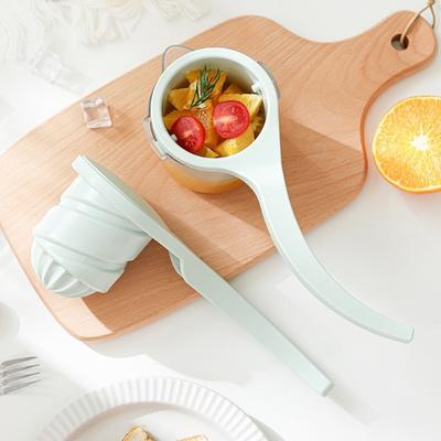 Spiralpresse Entsafter Manuelle Zitruspresse für Zitrone Orange Kartoffelstampfer mit rutschfestem verlängertem Griff Knödel Füllung Auswringer Presse für Küche