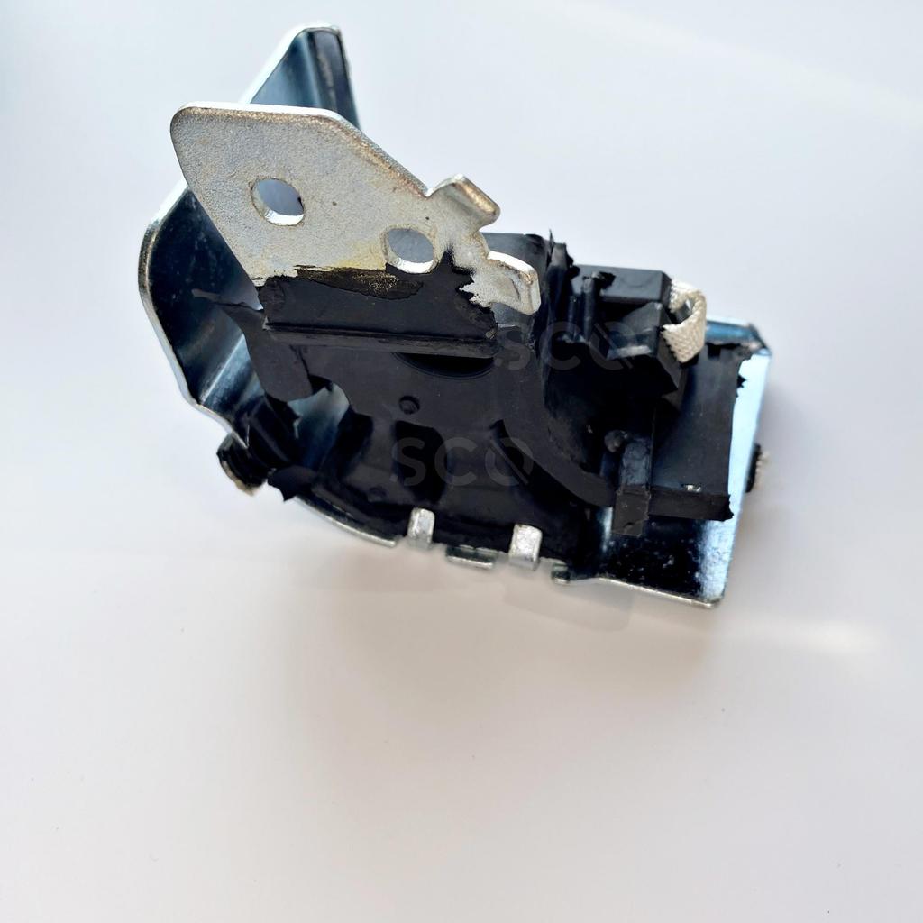 Exhaust Rear Mount for Renault Megane II for Scenic II Exhaust Holder Metal for Megane 2 8200035448