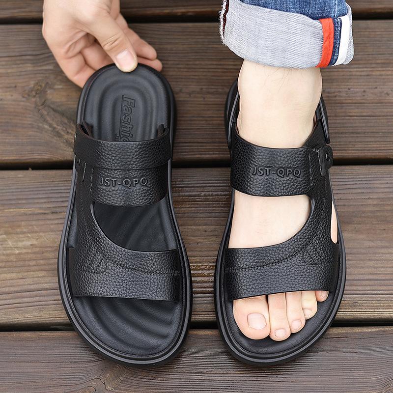 Men's sandals summer slippers comfortable shoes soft soles outside the elderly cool slippers tide 2025