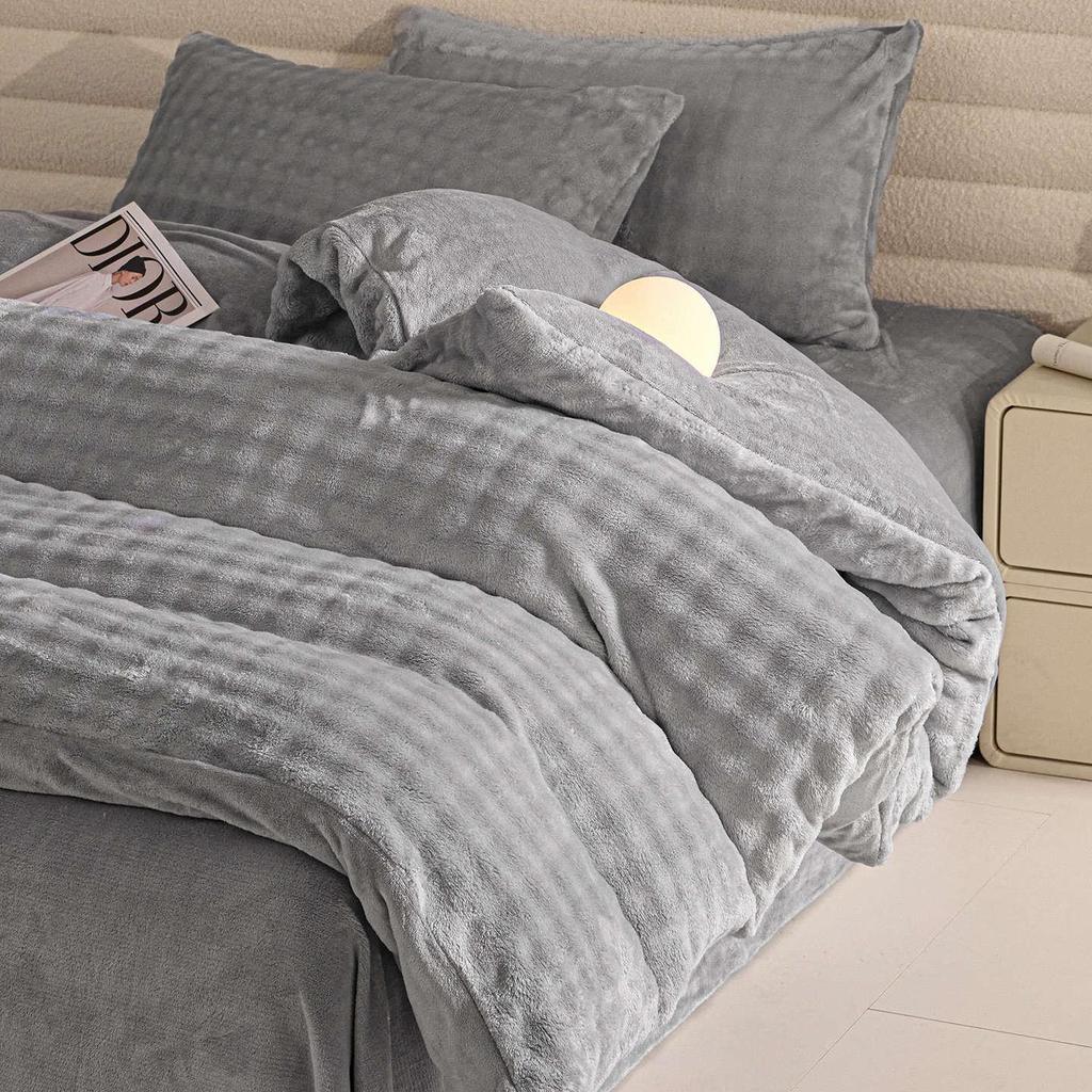 2025 New Winter Faux Rabbit Fur & Milk Velvet Flannel Bedding Set: Thickened, Warm, 4-Piece, Includes Fitted Sheet