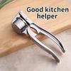 Durable 2-in-1 garlic press and nutcracker - High-Quality Manual Garlic Press Easily chops and peels Very suitable for home cooking Essential