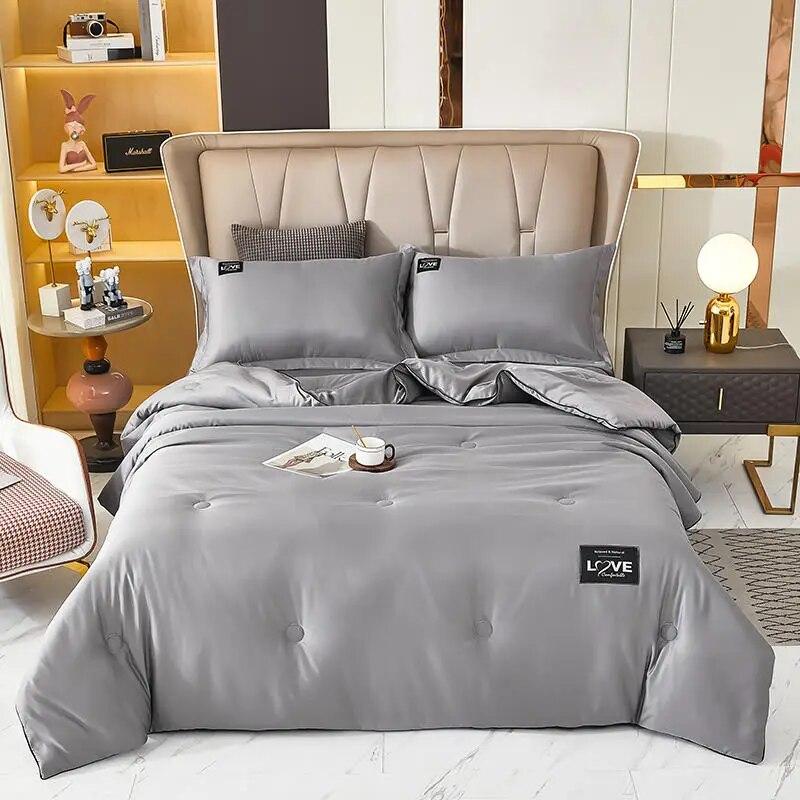 The Air Conditioner Can Be Washed by the Cool Summer Quilt, the Antibacterial Embroidery Skin-friendly Imitation Silk Ice Thin Q