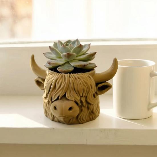 Highland Cow Planter 3D Printed Cute Animal Flower Pot Mini Cow Plant Container for Indoor Outdoor Desk Patio Garden Decor