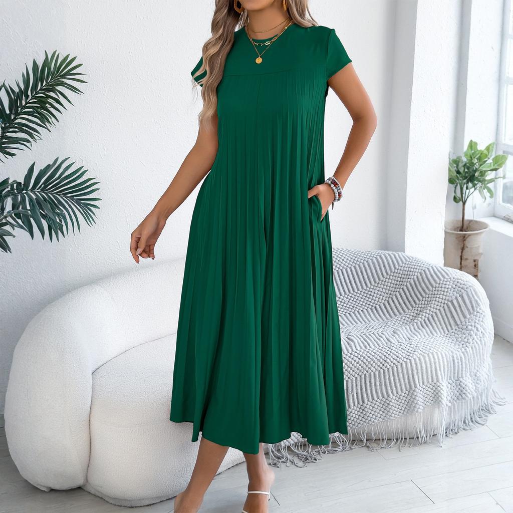 Women Short Sleeve Crew Neck Casual Loose Fit Pleated Midi Dress with Pocket Comfortable Everyday Wear Suitable for Various Occasions
