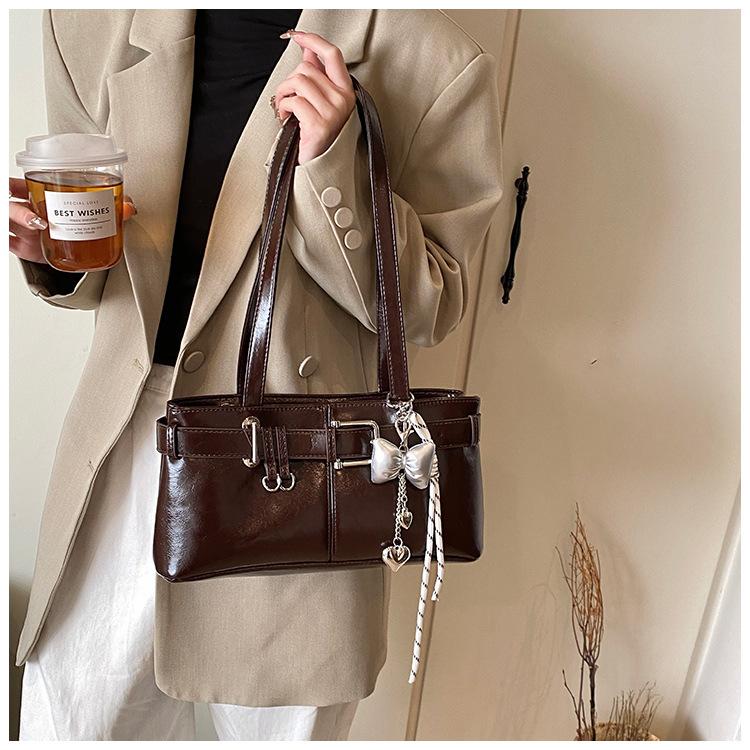 Belt Buckle Design Shoulder Satchels Bag for Women 2025 New In Luxury Designer Handbags Branded Fashion Totes with Pendant